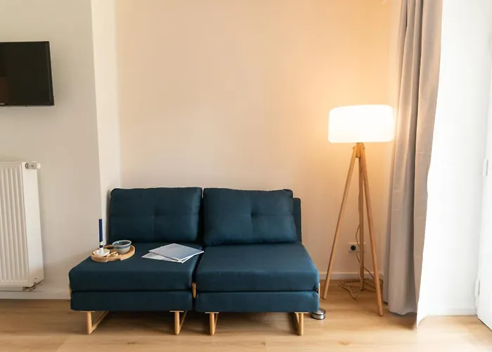 Peter Apartments- Mit Eigenem Eingang I 30qm I Zentrale Lage I Bad I Kueche I Terrasse I Tv 홈스테이 *